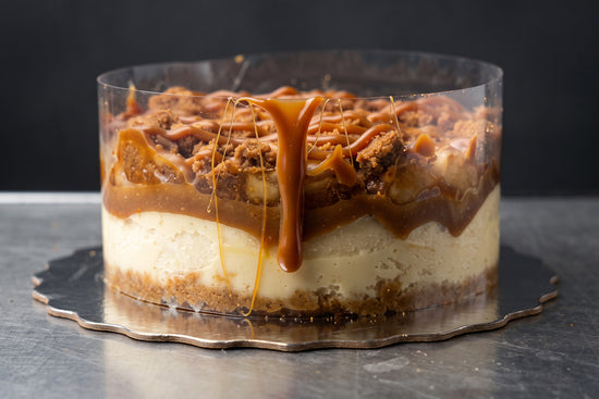 Caramel Apple Crisp Cheesecake