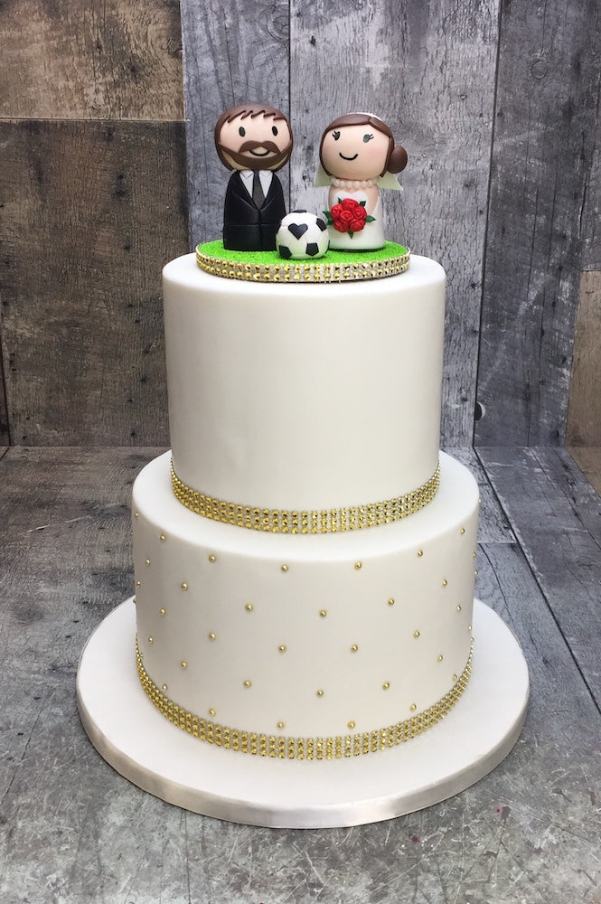 Amazon.com: Soccer Wedding Cake Topper, Football Cake Topper, Mr & Mrs Cake  Topper, Soccer Player Wedding, Football Players, Custom Cake Topper, for  Wedding Anniversary Birthday Couple Sweetheart Party : Grocery & Gourmet