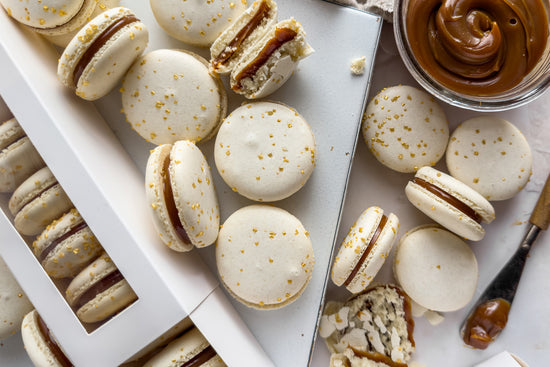 Dulce De Leche Macaron